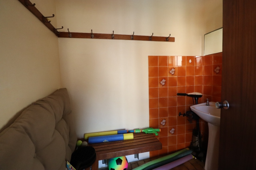 4 Bedroom Property for Sale in Summerstrand Eastern Cape